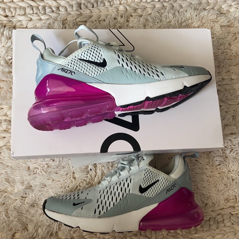 Women’s Nike Air Max 270